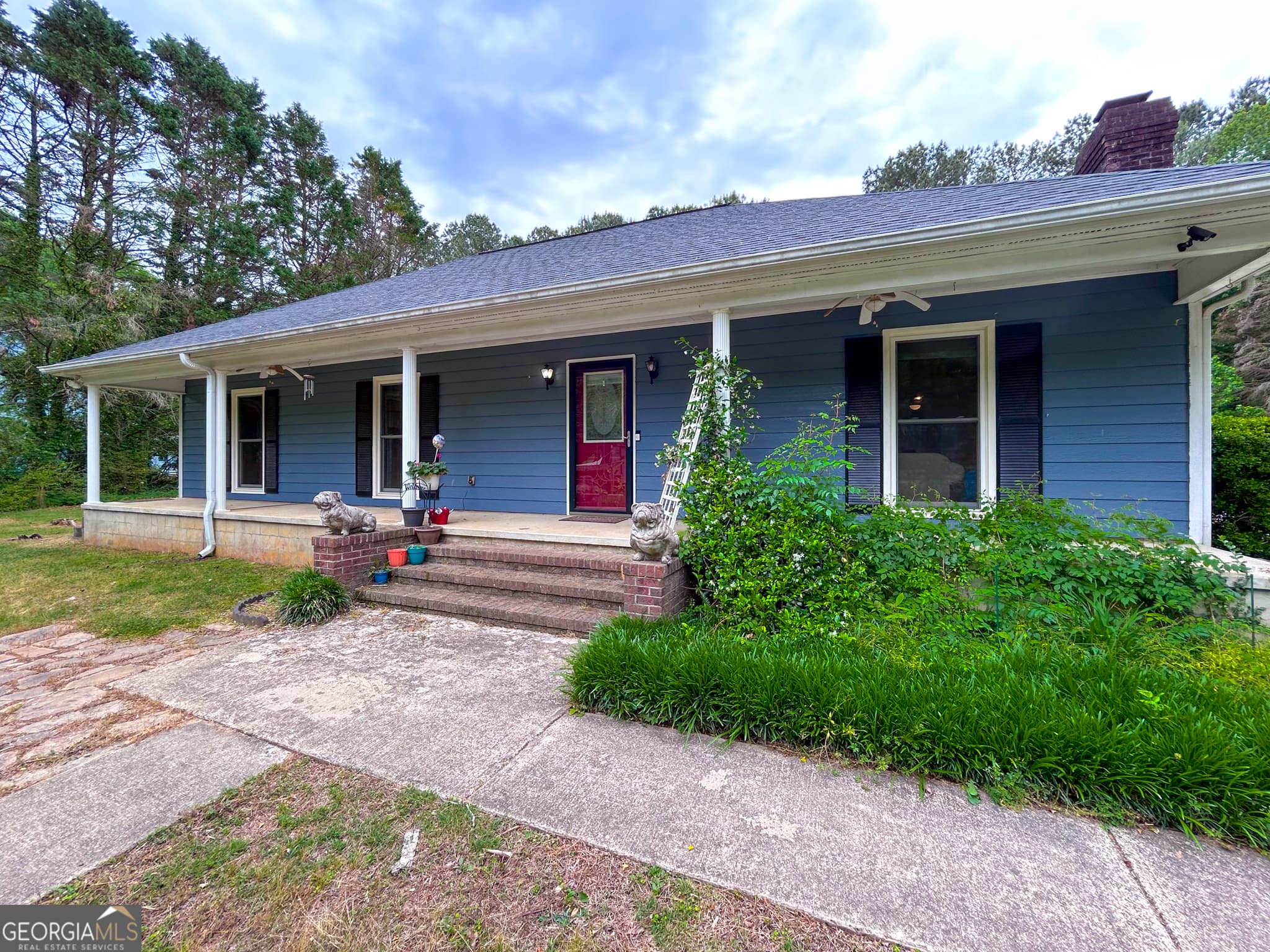 3 bedroom, 2 bathroom, 1,549 sq ft single family residence for sale at 130 Bentwood Trail, Winterville, GA 30683 — photo 2