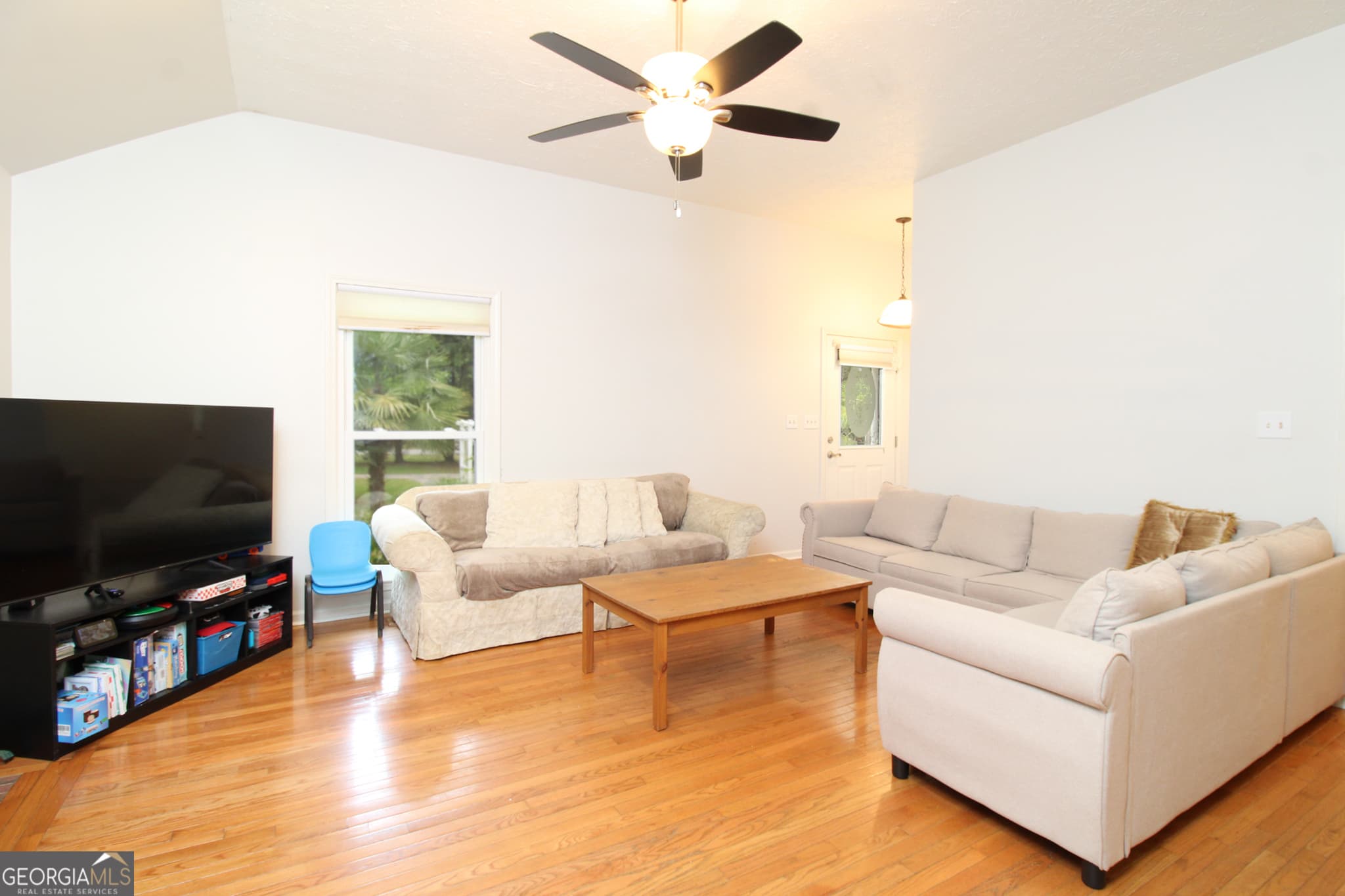 3 bedroom, 2 bathroom, 1,549 sq ft single family residence for sale at 130 Bentwood Trail, Winterville, GA 30683 — photo 7