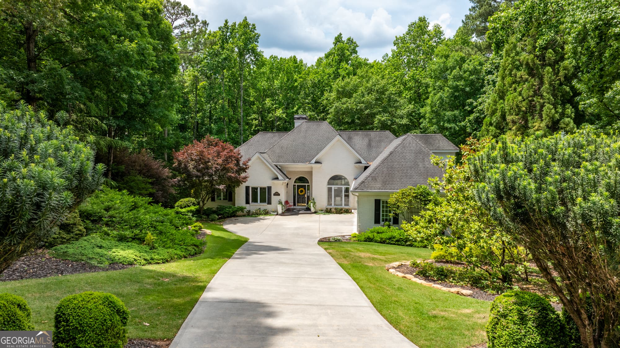 4 bedroom, 3.5 bathroom, 4,909 sq ft single family residence sold at 1003 Mickleton Lane, Peachtree City, GA 30269