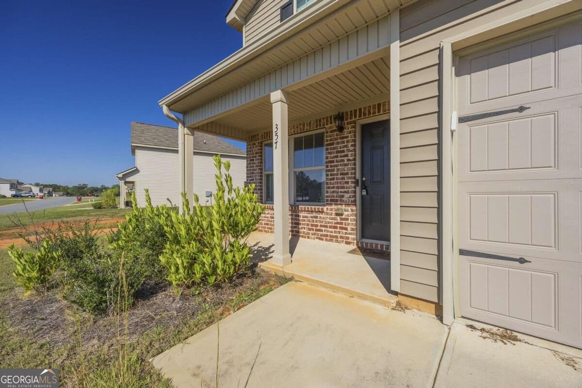 3 bedroom, 2.5 bathroom single family residence for sale at 357 Cody Drive, Macon, GA 31216 — photo 5