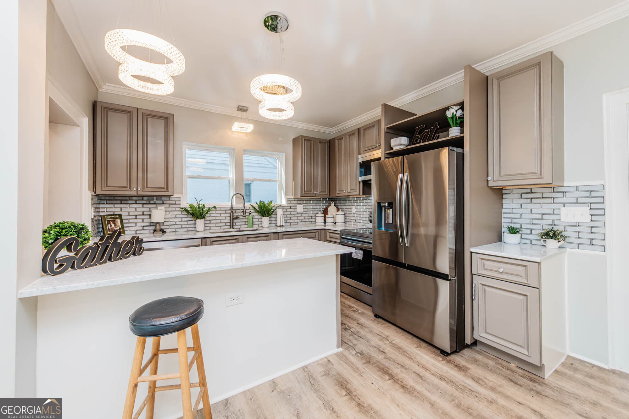 5 bedroom, 3 bathroom, 4,878 sq ft single family residence for sale at 151 Culver Street, Macon, GA 31204 — photo 6