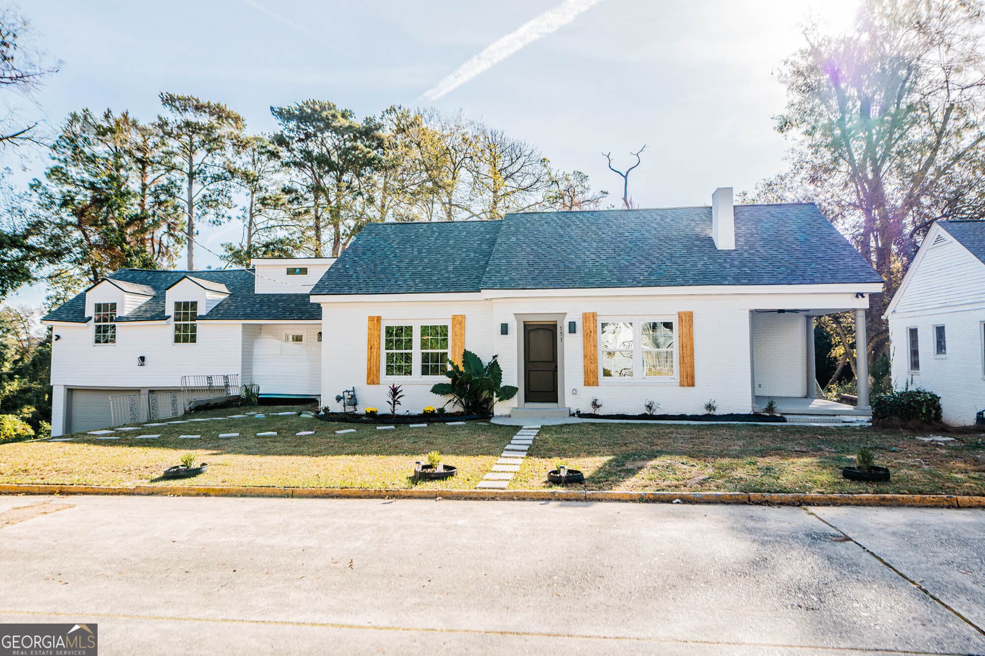 5 bedroom, 3 bathroom, 4,878 sq ft single family residence for sale at 151 Culver Street, Macon, GA 31204 — photo 1 of 29