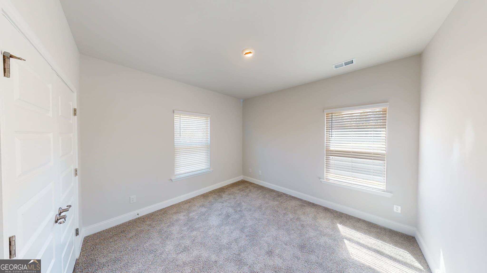 4 bedroom, 2 bathroom, 1,902 sq ft single family residence for sale at 1108 Stiles Crossing, Griffin, GA 30223 — photo 9