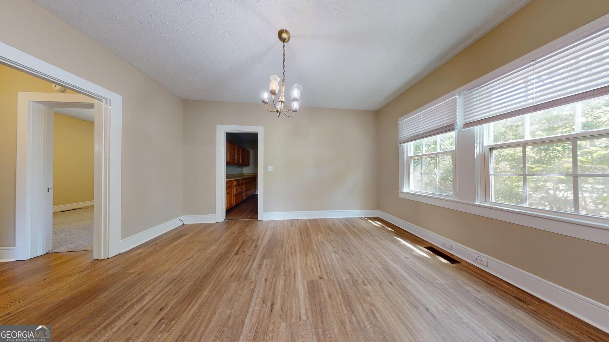 3 bedroom, 2 bathroom, 1,441 sq ft single family residence for sale at 632 W Main Street, Swainsboro, GA 30401 — photo 6