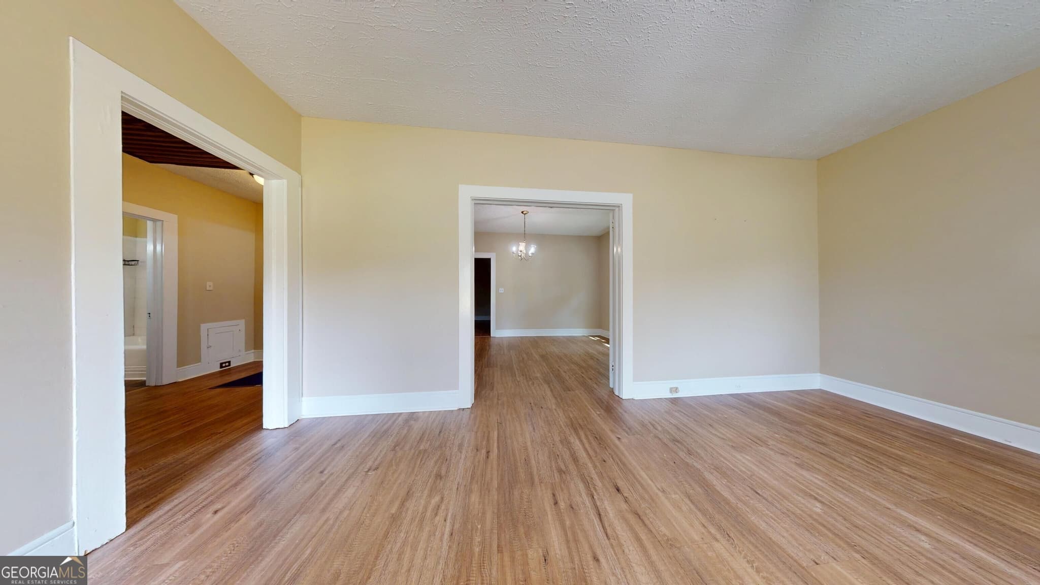 3 bedroom, 2 bathroom, 1,441 sq ft single family residence for sale at 632 W Main Street, Swainsboro, GA 30401 — photo 5