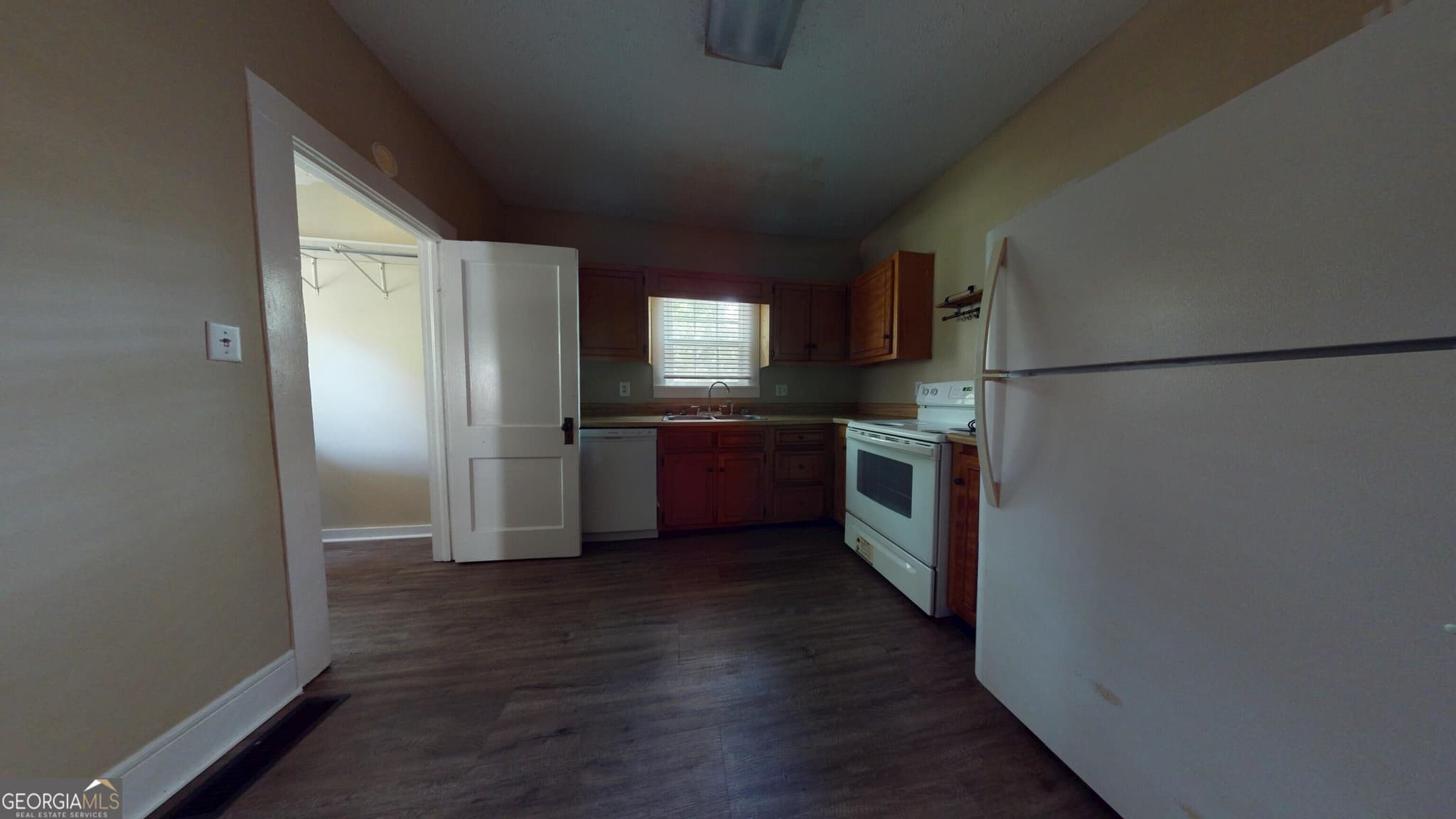 3 bedroom, 2 bathroom, 1,441 sq ft single family residence for sale at 632 W Main Street, Swainsboro, GA 30401 — photo 9