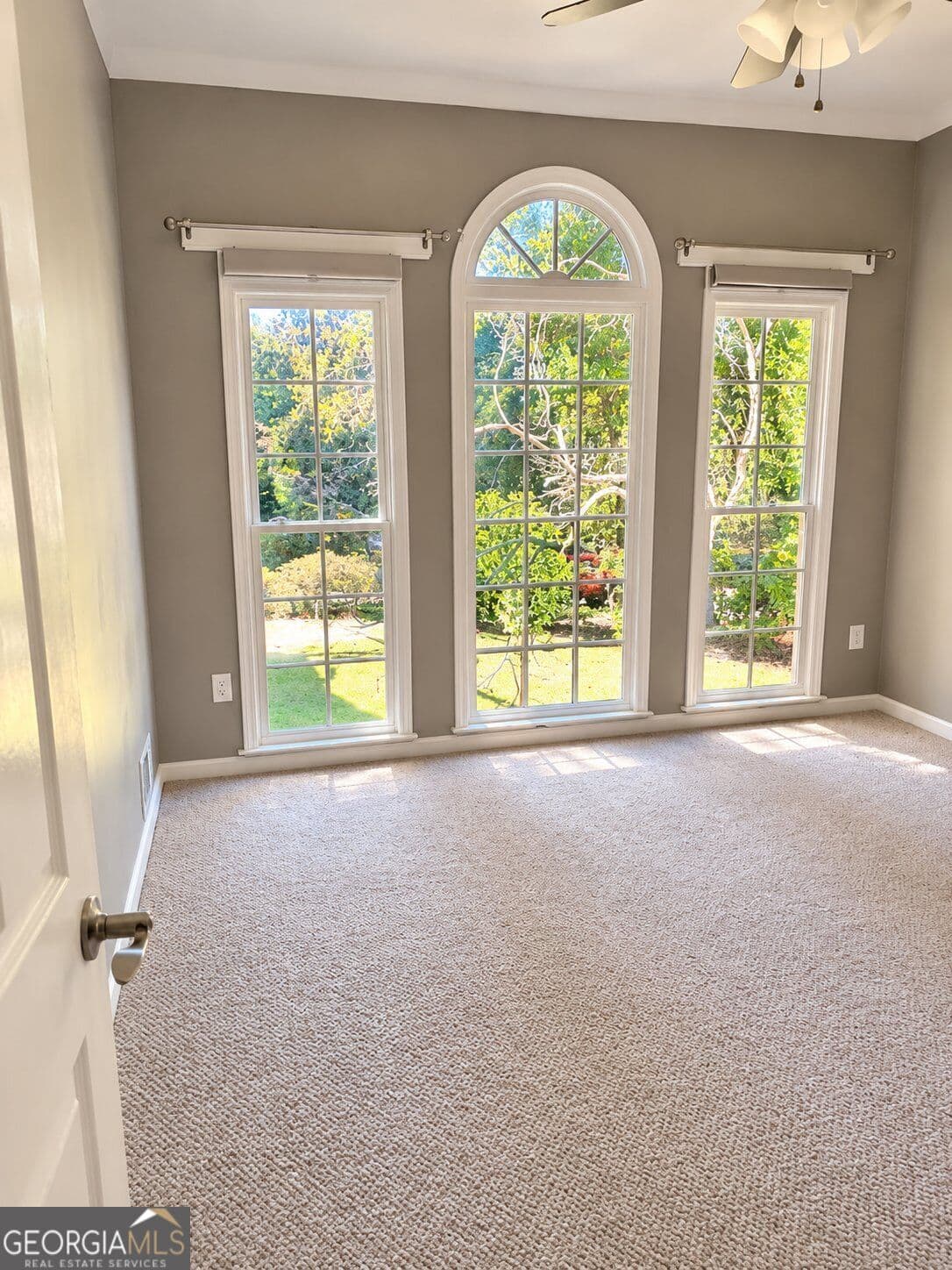 3 bedroom, 2 bathroom, 1,884 sq ft single family residence for rent at 2022 Rocky Point Bluff, Kennesaw, GA 30152 for $2,550 a month — photo 9