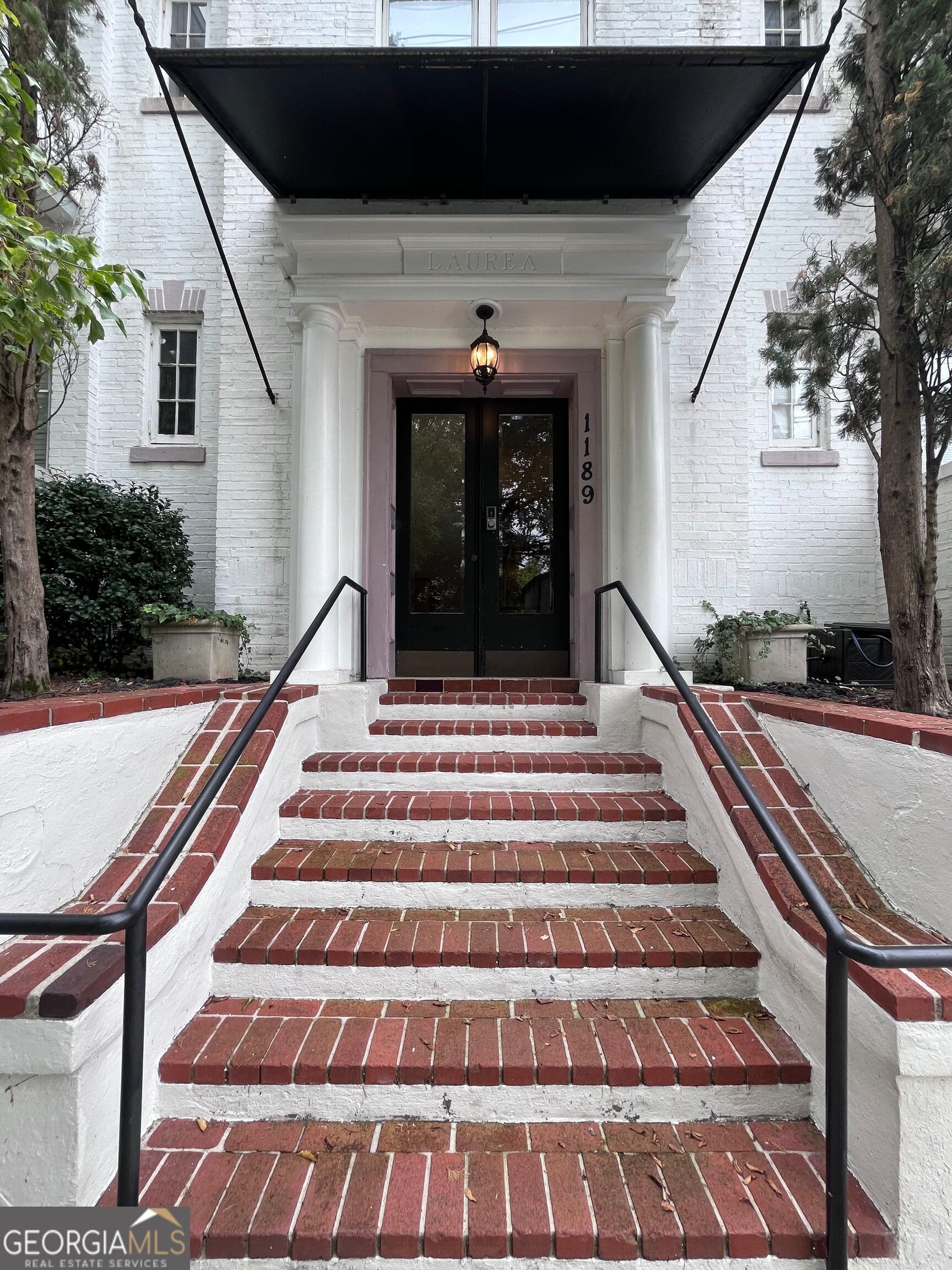 1 bedroom, 1 bathroom, 684 sq ft condominium for sale at 1189 Mclendon Avenue 5, Atlanta, GA 30307 — photo 1 of 25