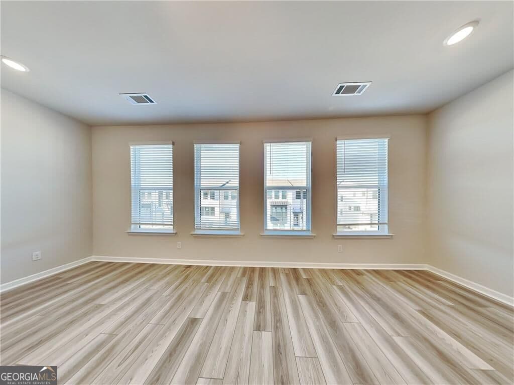 4 bedroom, 3.5 bathroom townhouse for rent at 321 Sammon Way, Lawrenceville, GA 30046 for $2,433 a month — photo 5