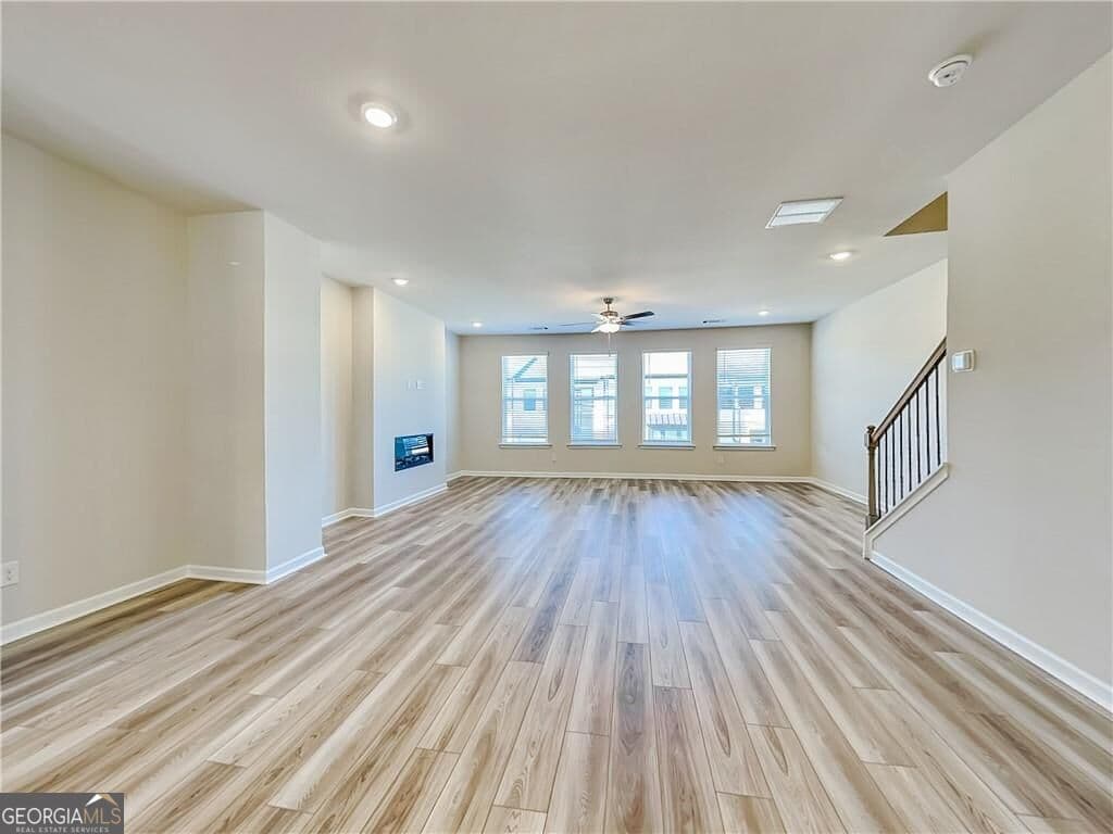 4 bedroom, 3.5 bathroom townhouse for rent at 321 Sammon Way, Lawrenceville, GA 30046 for $2,433 a month — photo 4