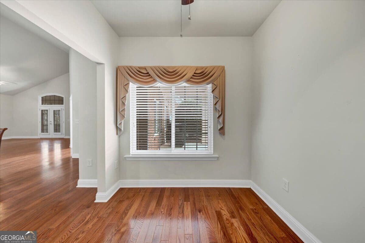 3 bedroom, 2 bathroom, 1,927 sq ft condominium for sale at 1001 Haven Circle, Douglasville, GA 30135 — photo 9