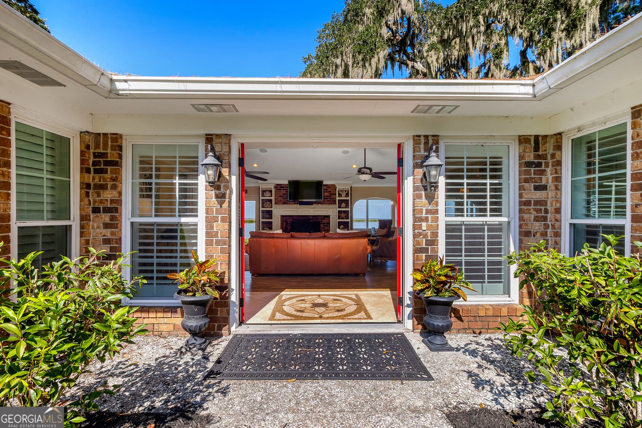 3 bedroom, 2.5 bathroom, 2,019 sq ft single family residence for sale at 30 Williamson Drive, Richmond Hill, GA 31324 — photo 7
