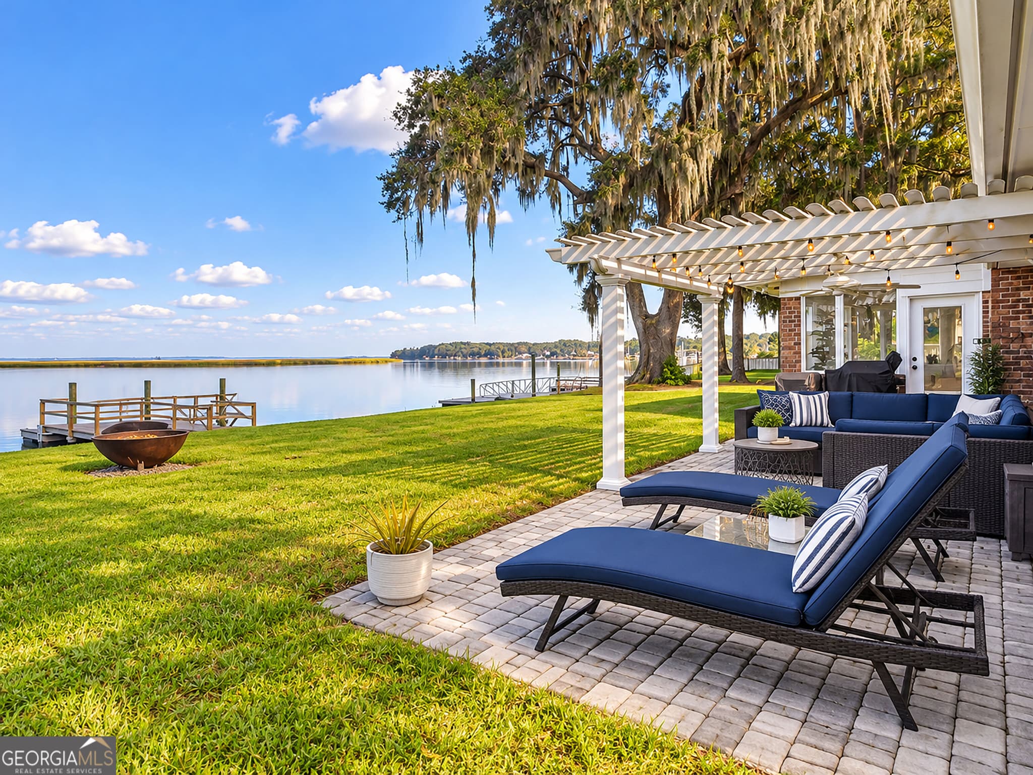 3 bedroom, 2.5 bathroom, 2,019 sq ft single family residence for sale at 30 Williamson Drive, Richmond Hill, GA 31324 — photo 4