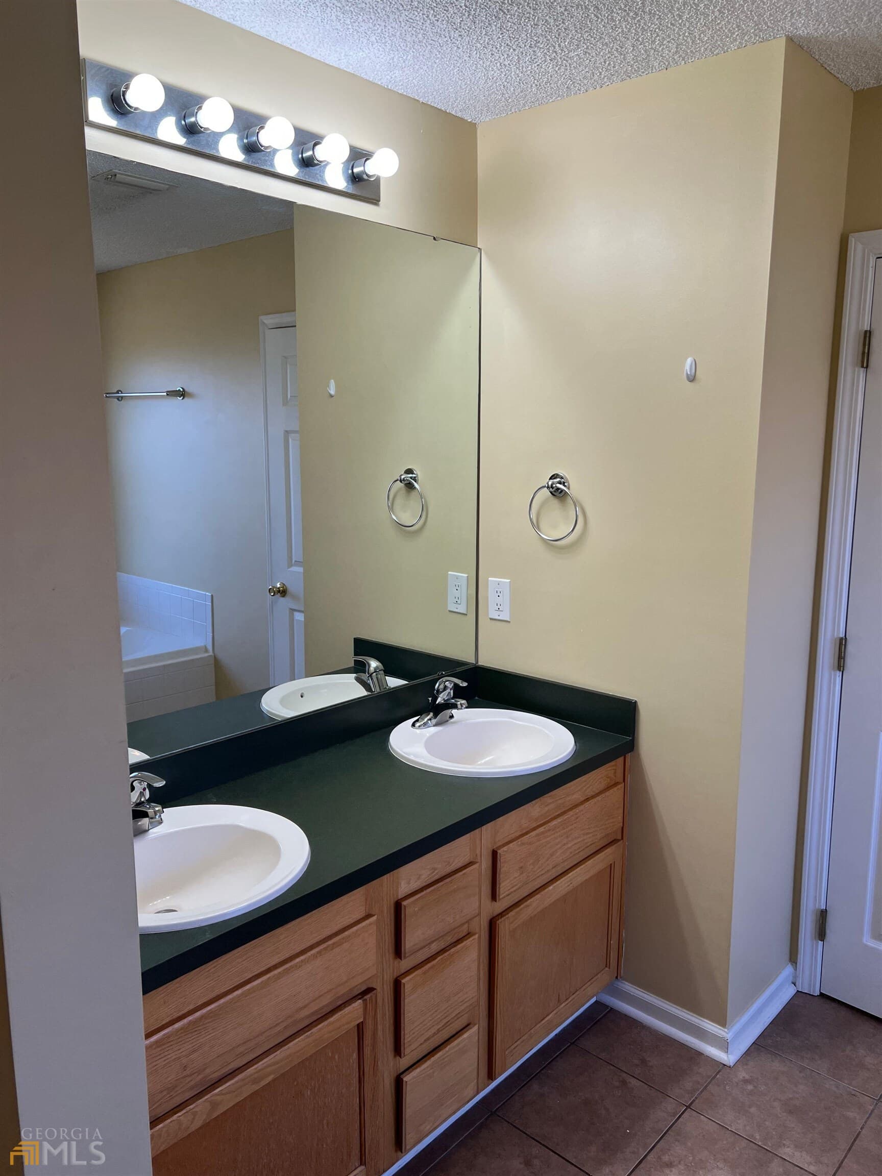 4 bedroom, 2 bathroom, 1,608 sq ft single family residence for rent at 602 Wild Grape Drive, St. Marys, GA 31558 for $1,850 a month — photo 7