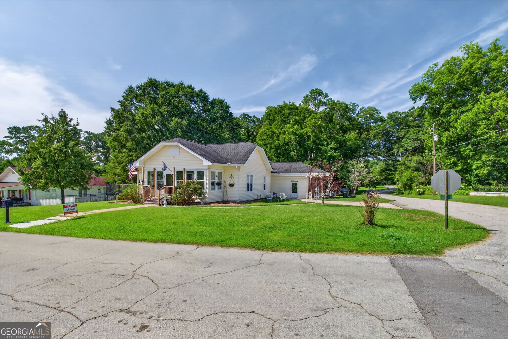 4 bedroom, 2 bathroom, 2,275 sq ft single family residence for sale at 30 Tallapoosa Street, Temple, GA 30179 — photo 7