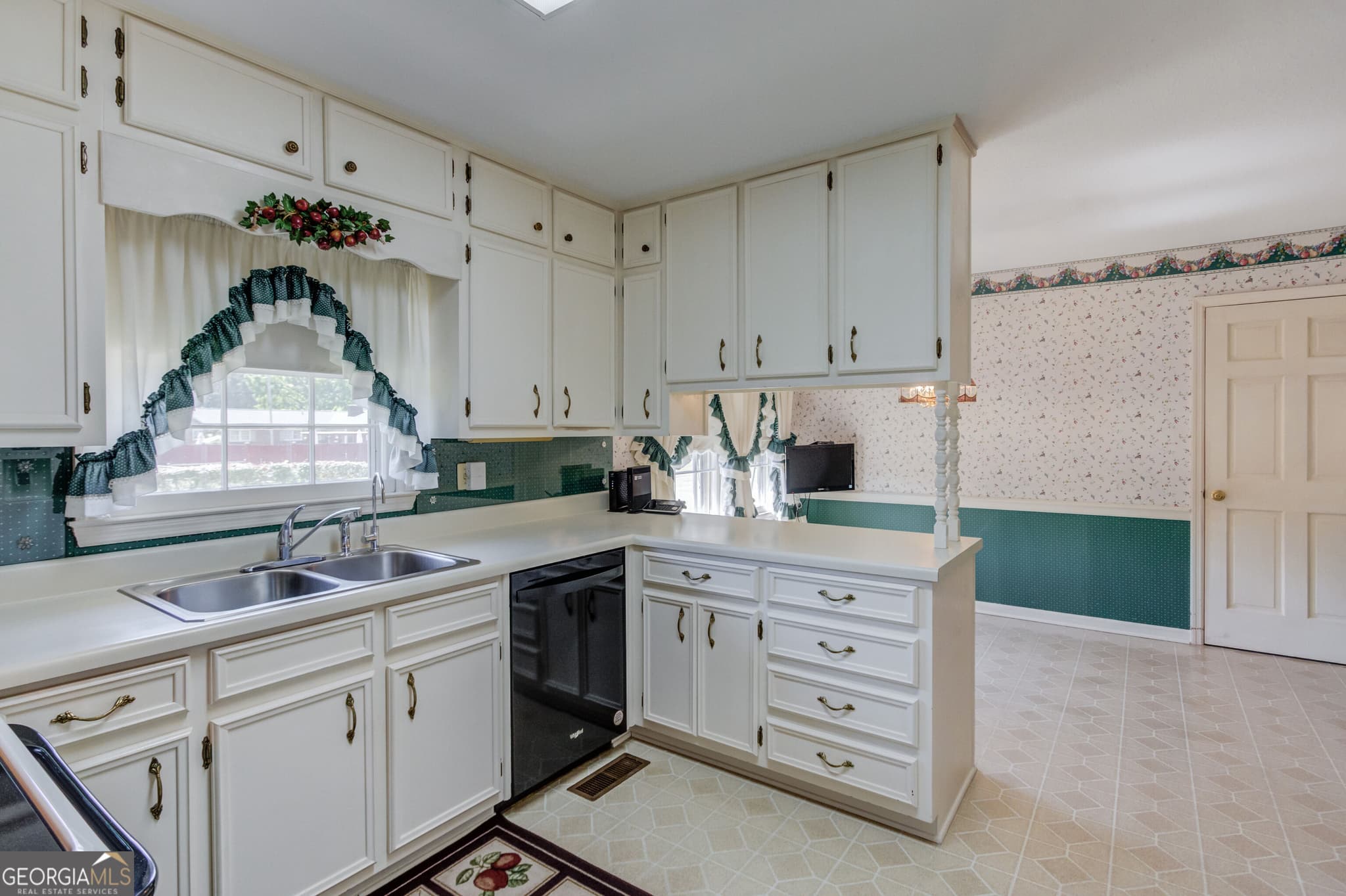 4 bedroom, 2 bathroom, 1,904 sq ft single family residence for sale at 67 Elder Drive, Jefferson, GA 30549 — photo 9
