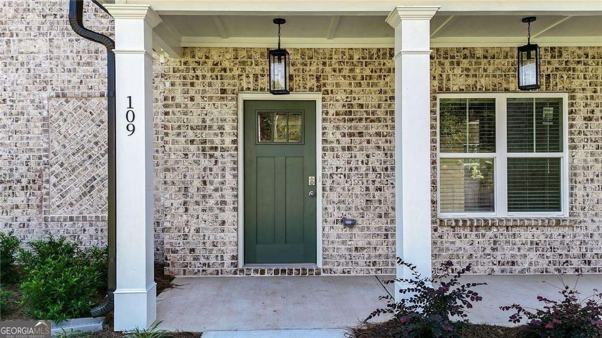 5 bedroom, 4 bathroom, 2,980 sq ft single family residence for sale at 109 Southveiw Drive, Ellenwood, GA 30294 — photo 5
