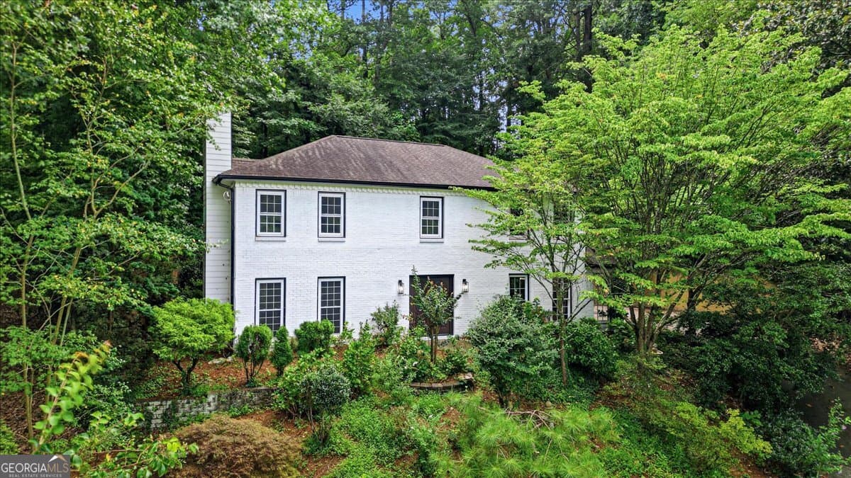 4 bedroom, 2.5 bathroom, 2,336 sq ft single family residence for sale at 526 Jasmine Court, Norcross, GA 30093 — photo 2