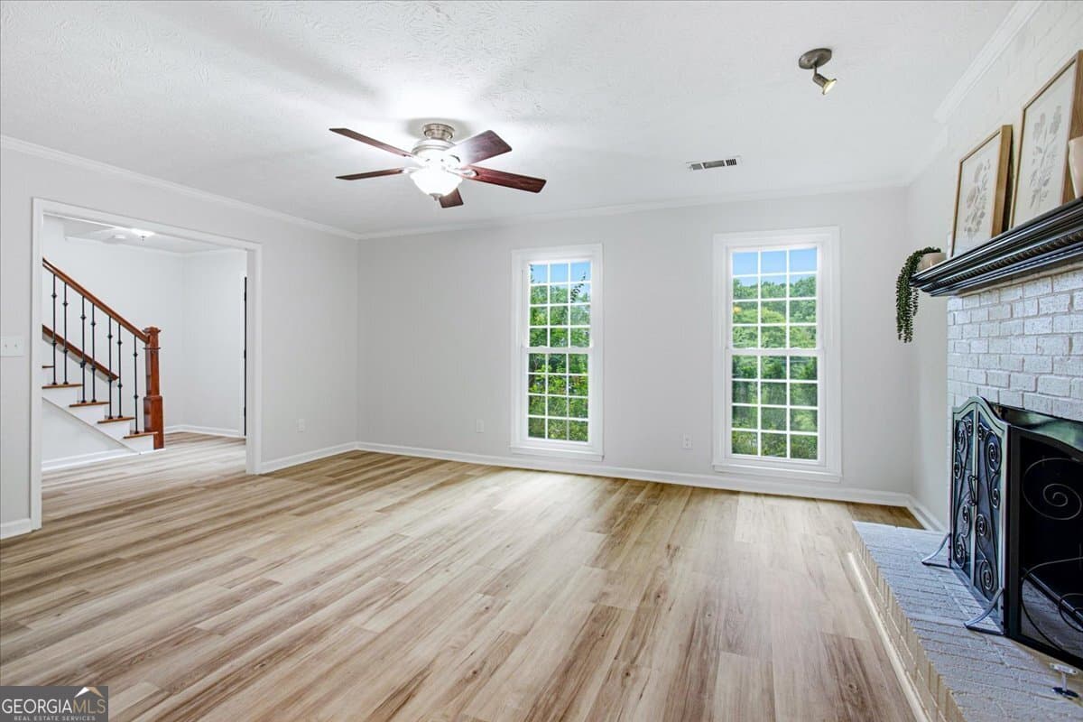 4 bedroom, 2.5 bathroom, 2,336 sq ft single family residence for sale at 526 Jasmine Court, Norcross, GA 30093 — photo 7