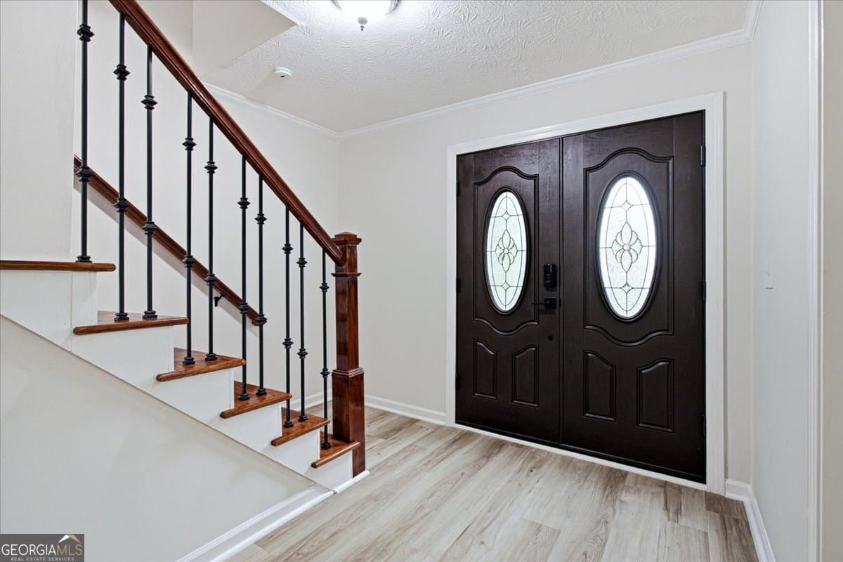 4 bedroom, 2.5 bathroom, 2,336 sq ft single family residence for sale at 526 Jasmine Court, Norcross, GA 30093 — photo 5