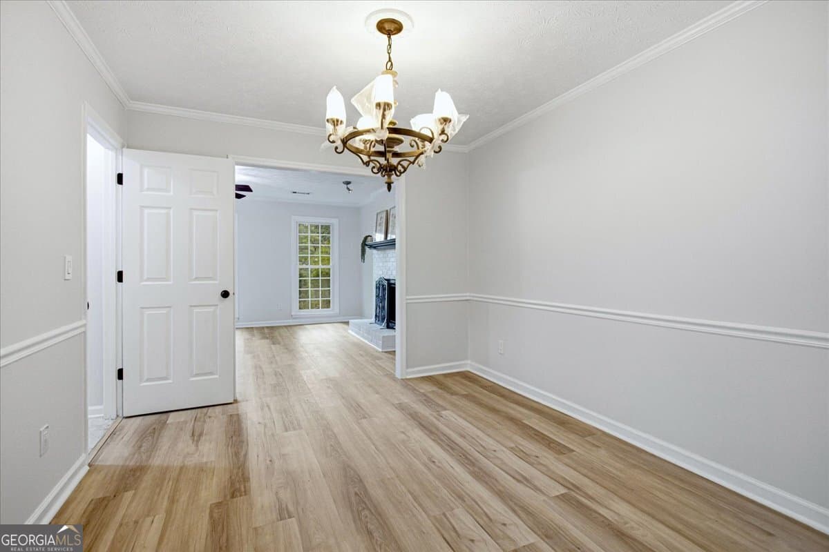 4 bedroom, 2.5 bathroom, 2,336 sq ft single family residence for sale at 526 Jasmine Court, Norcross, GA 30093 — photo 9