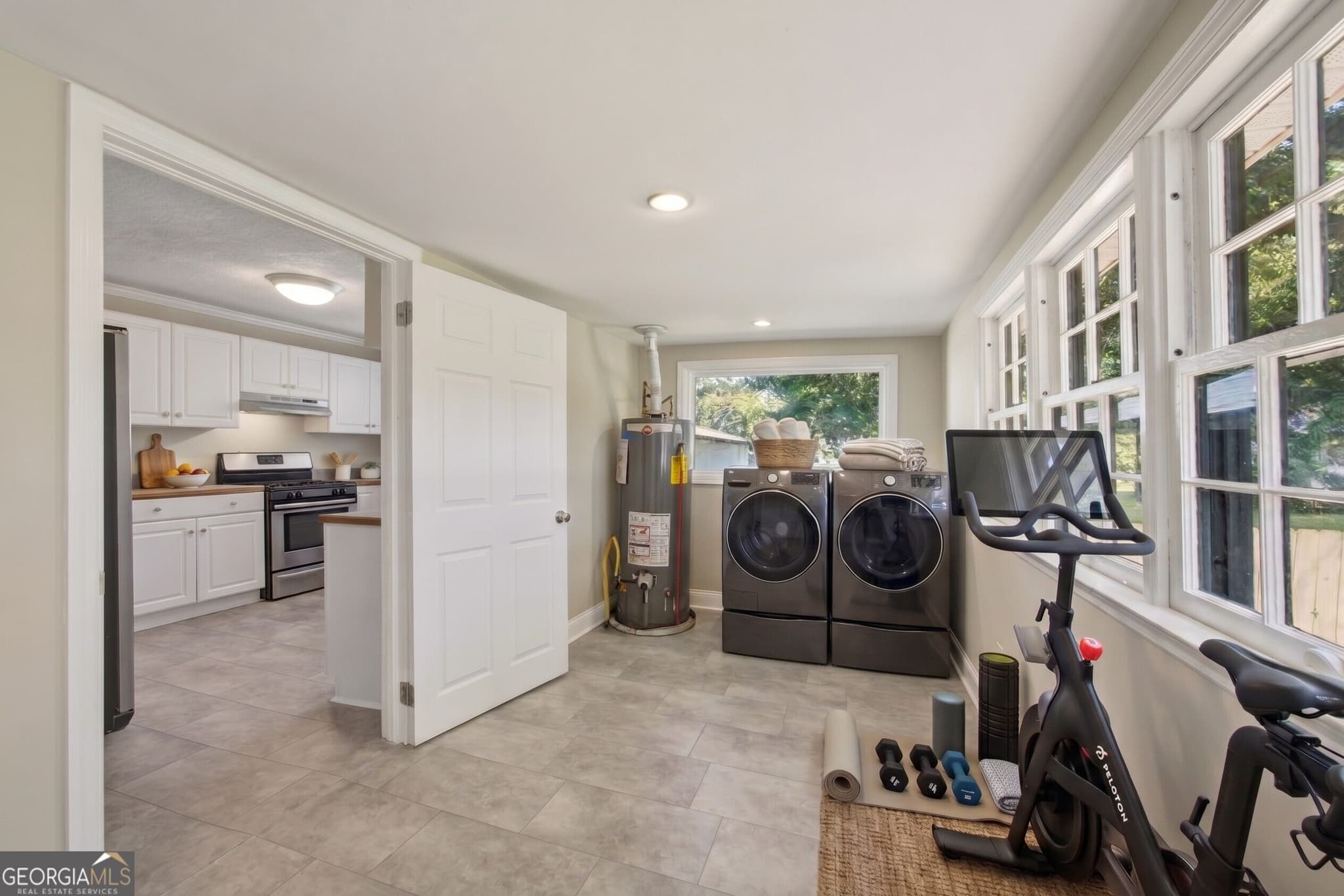 3 bedroom, 1 bathroom, 1,248 sq ft single family residence for sale at 1066 Key Road, Atlanta, GA 30316 — photo 5