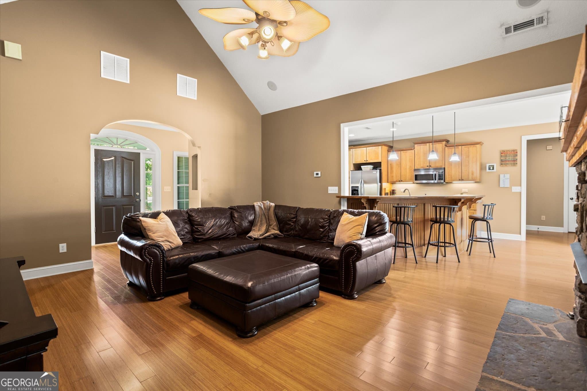 4 bedroom, 3 bathroom, 2,777 sq ft single family residence for sale at 618 Deer Run, Williamson, GA 30292 — photo 8