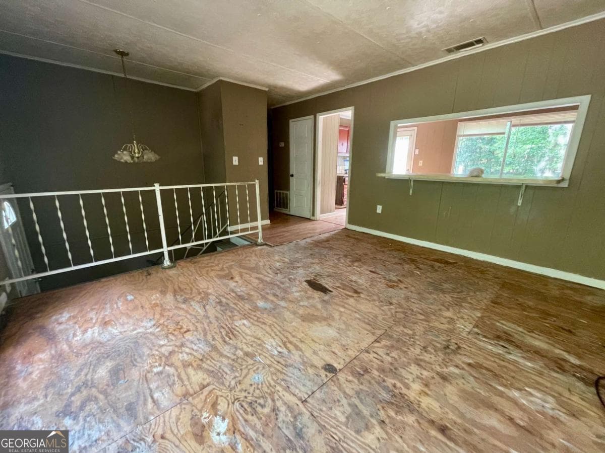 4 bedroom, 2 bathroom, 2,205 sq ft single family residence for sale at 120 Altar Stone Drive, Athens, GA 30606 — photo 6
