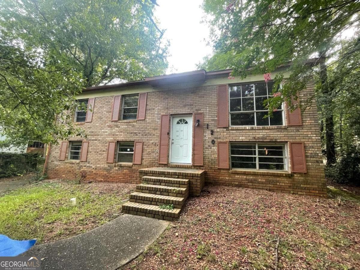 4 bedroom, 2 bathroom, 2,205 sq ft single family residence for sale at 120 Altar Stone Drive, Athens, GA 30606 — photo 1 of 21