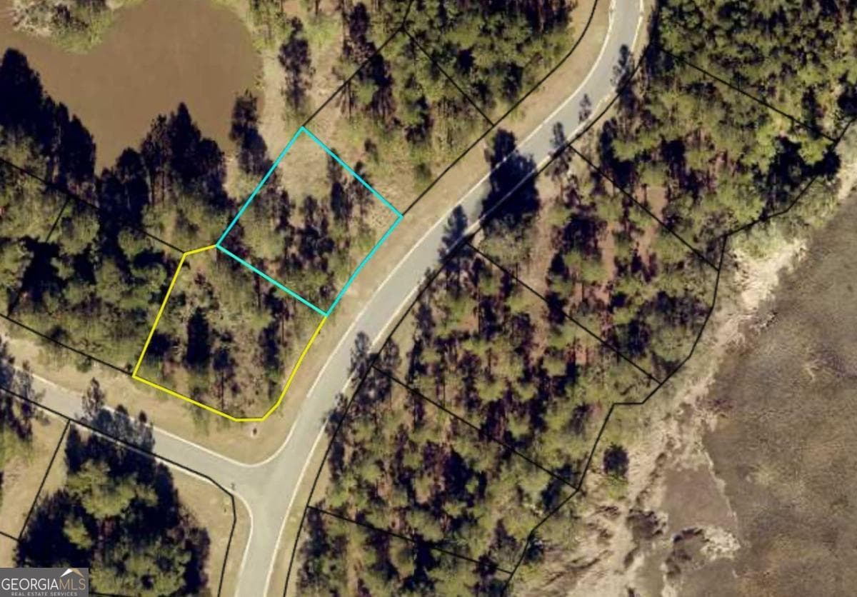 residential lot for sale at V/L 527 Beacon Pointe Parkway, Waverly, GA 31565 — photo 2