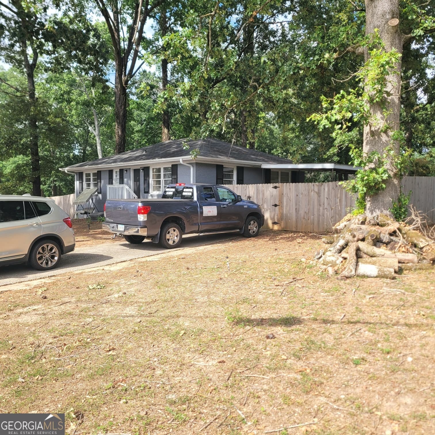3 bedroom, 1 bathroom, 1,189 sq ft single family residence for sale at 7986 Scarlett Drive, Jonesboro, GA 30236 — photo 2
