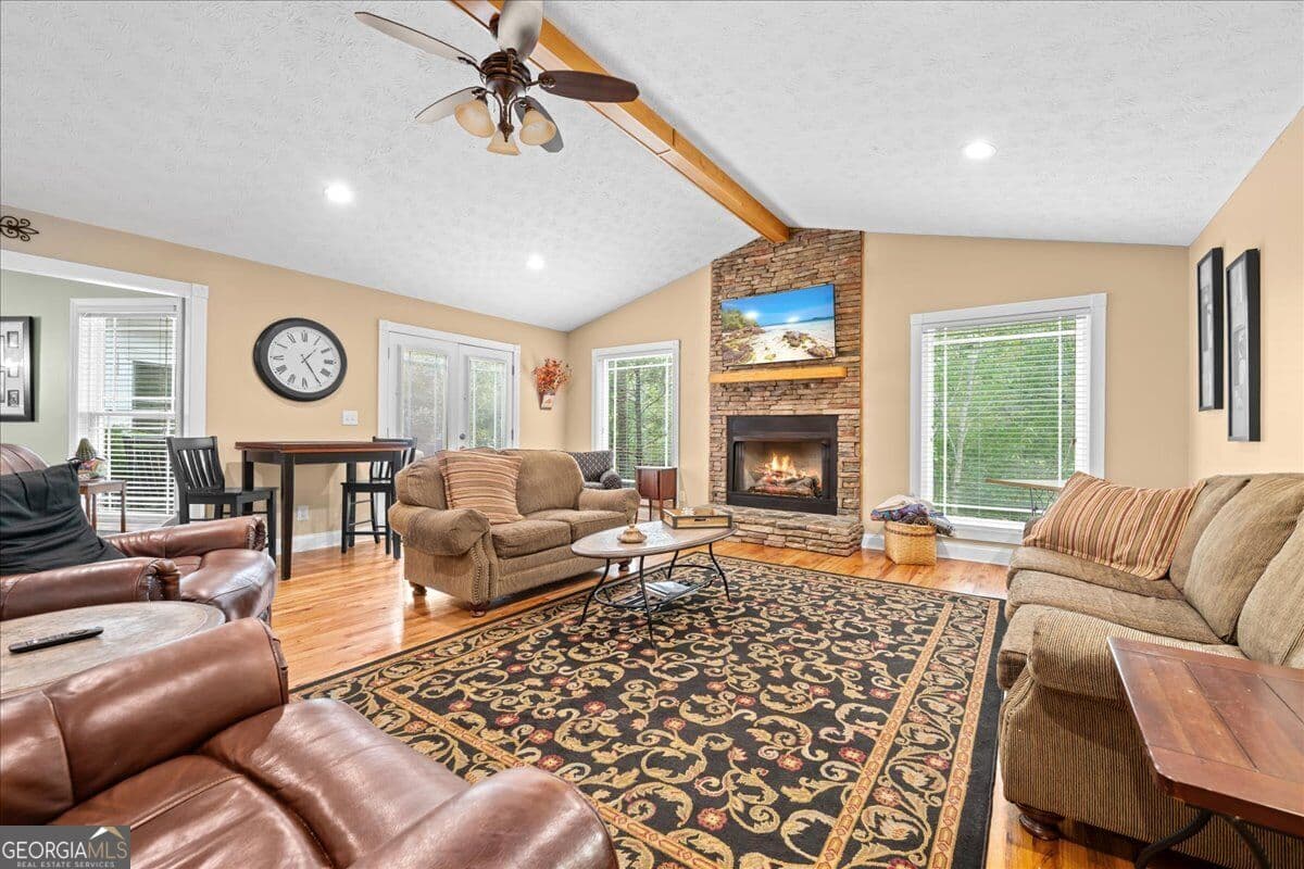5 bedroom, 4.5 bathroom, 5,220 sq ft single family residence for sale at 426 Handrops Lane, Westminster, SC 29693 — photo 3
