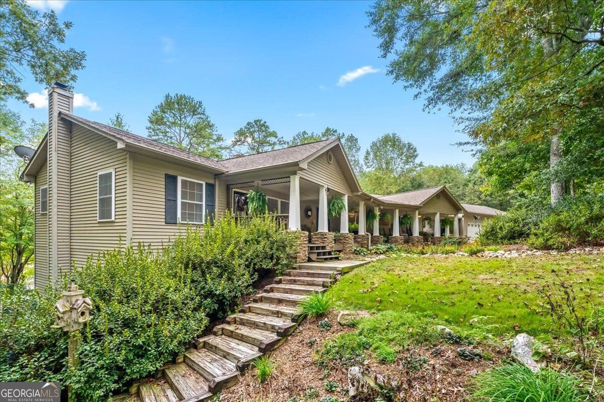 5 bedroom, 4.5 bathroom, 5,220 sq ft single family residence for sale at 426 Handrops Lane, Westminster, SC 29693 — photo 8