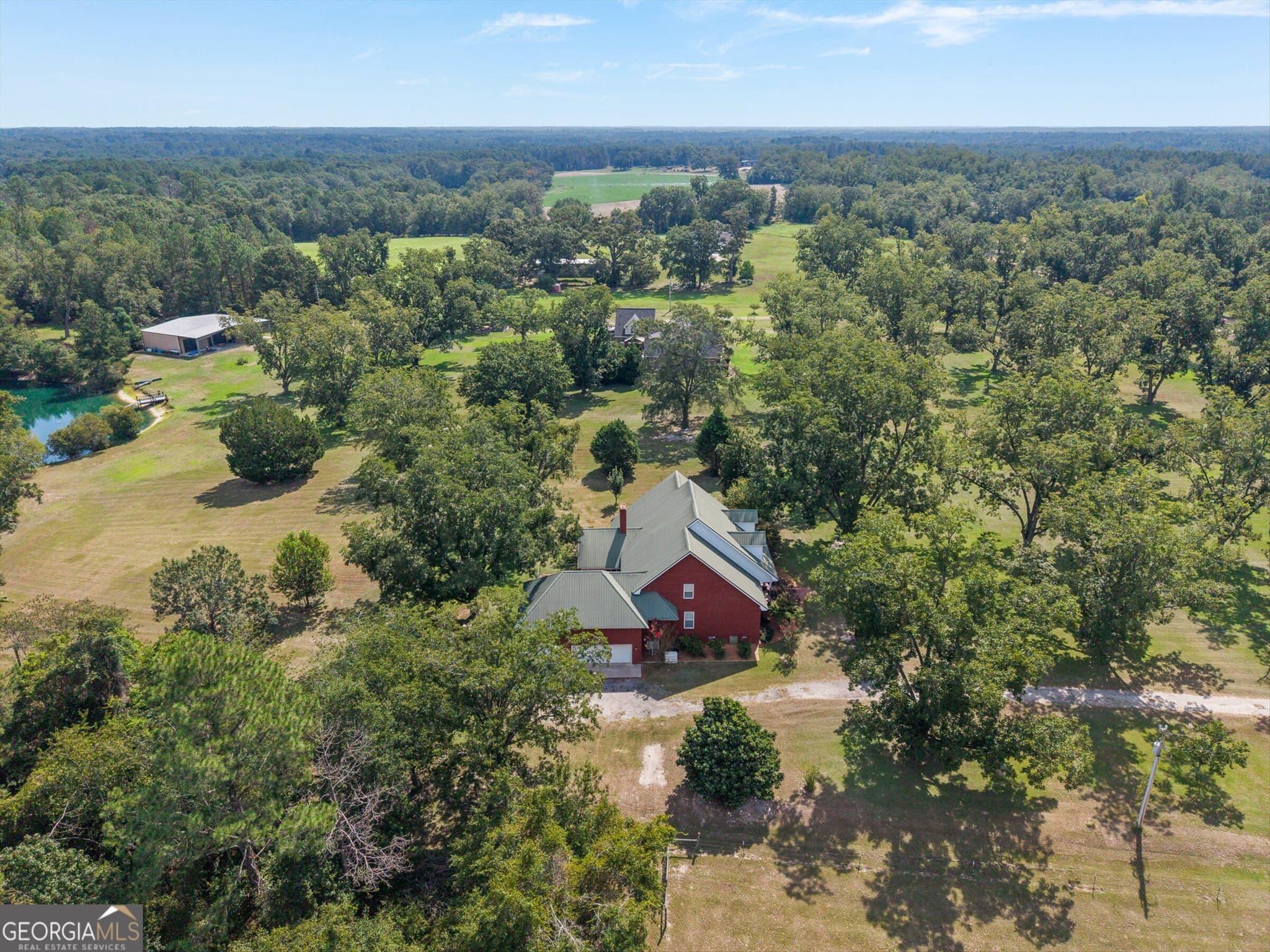 5 bedroom, 3.5 bathroom, 3,900 sq ft single family residence for sale at 321 Old Hardy Place Road, Statesboro, GA 30461 — photo 7
