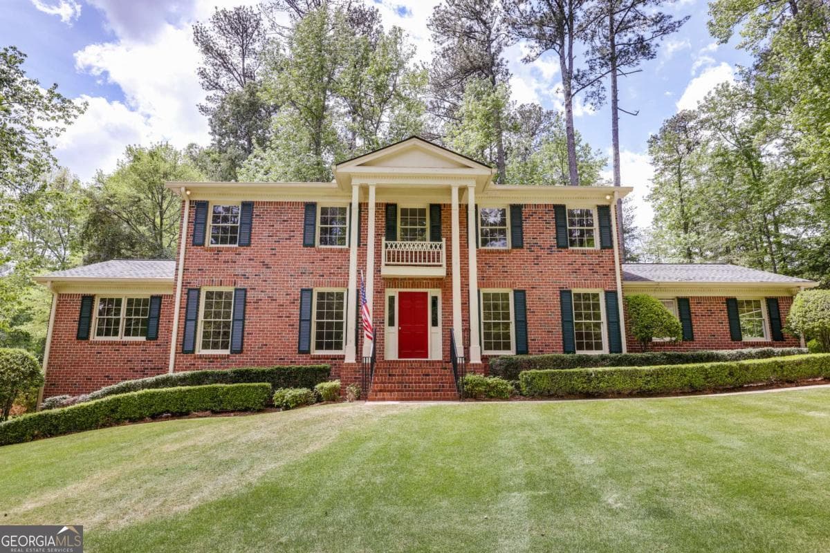 5 bedroom, 4 bathroom, 3,036 sq ft single family residence sold at 230 Moss Side Drive, Athens, GA 30607