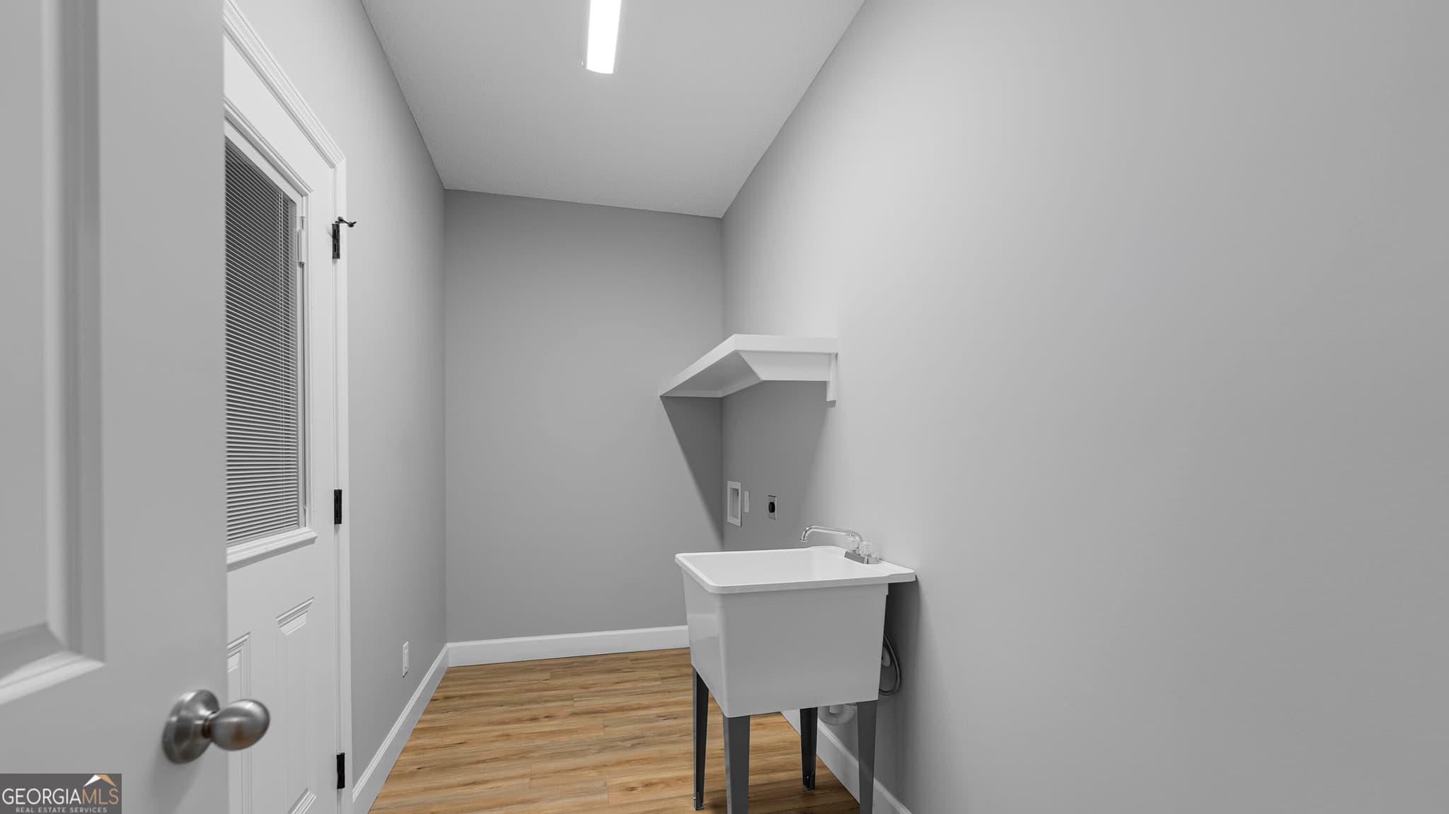 2 bedroom, 2 bathroom, 1,300 sq ft townhouse for rent at 48 Kent Street, Baxley, GA 31513 for $1,550 a month — photo 5