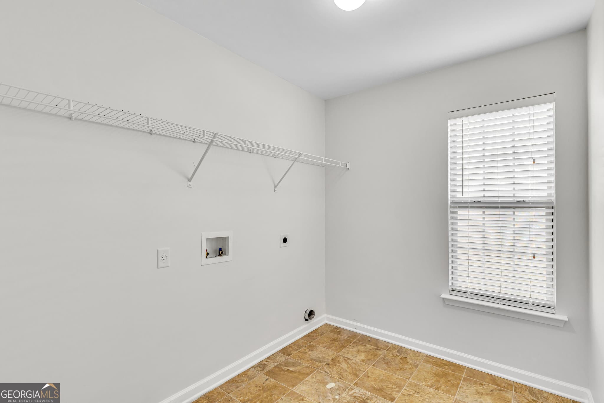 5 bedroom, 3.5 bathroom, 3,170 sq ft single family residence for rent at 256 Cattle Run Way, Pooler, GA 31322 for $3,300 a month — photo 9