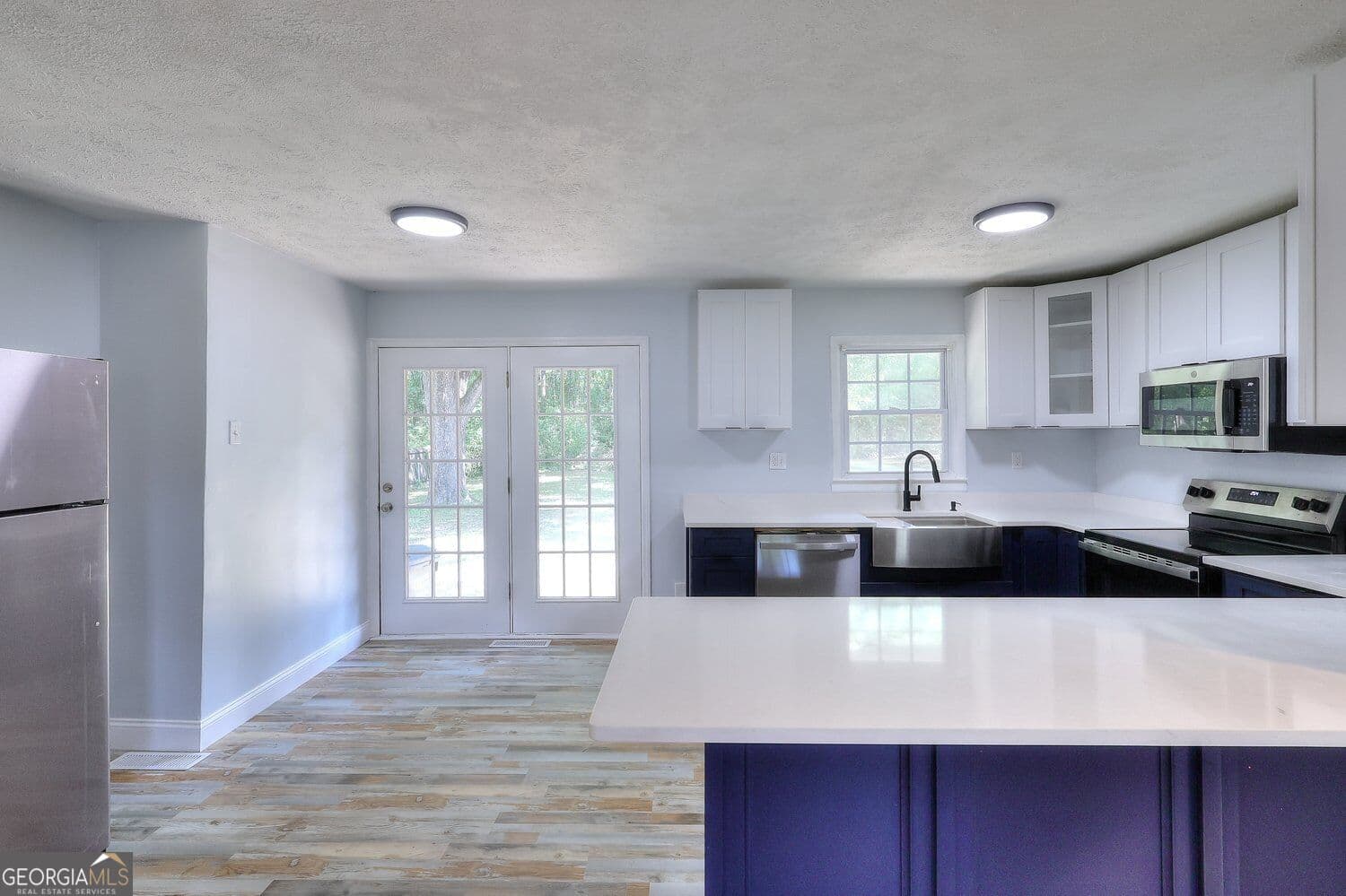 3 bedroom, 2 bathroom, 1,375 sq ft single family residence for sale at 3395 Highway 11,S, Mansfield, GA 30055 — photo 4