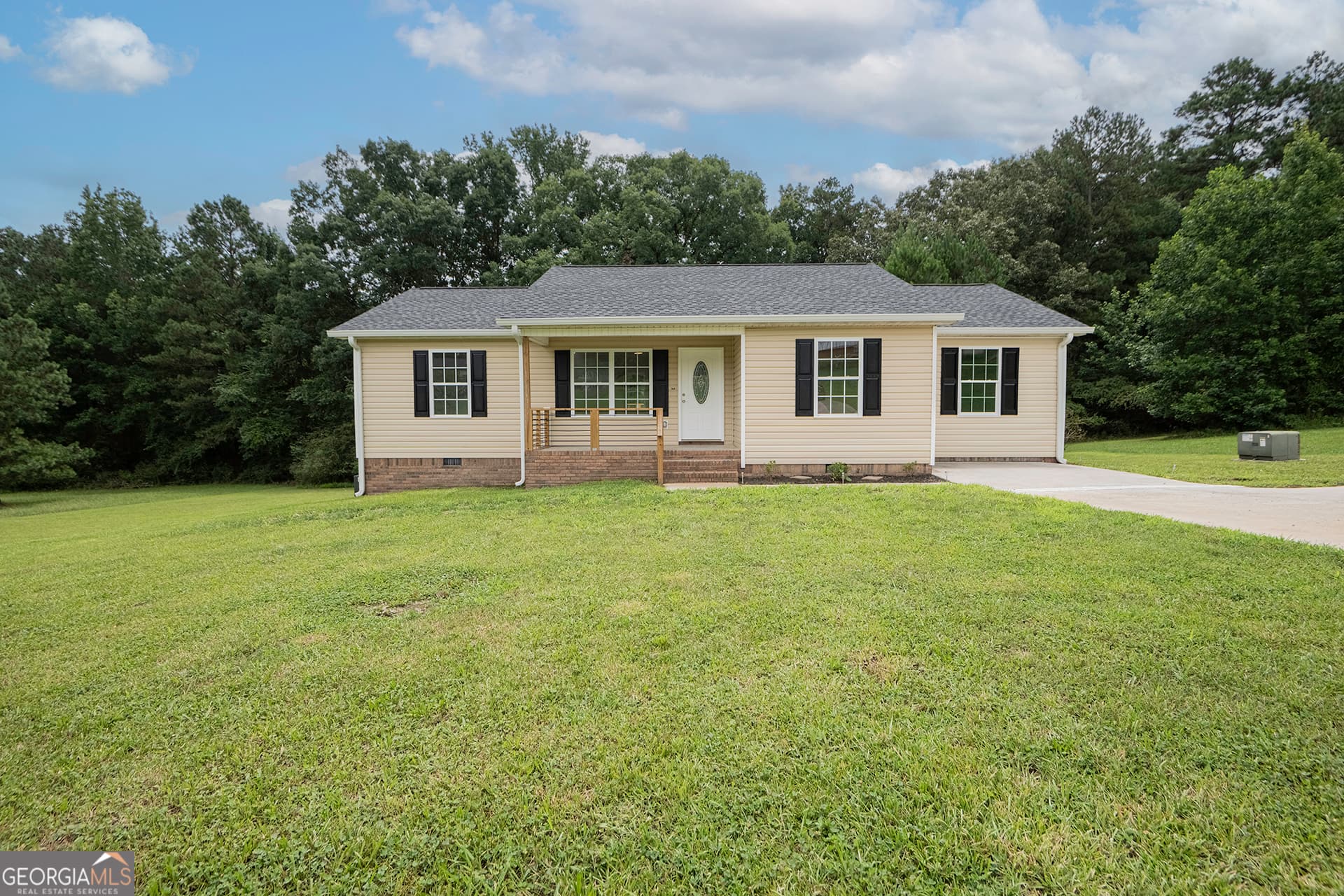 4 bedroom, 3 bathroom, 1,442 sq ft single family residence for sale at 207 Millsap Road, Lafayette, GA 30728