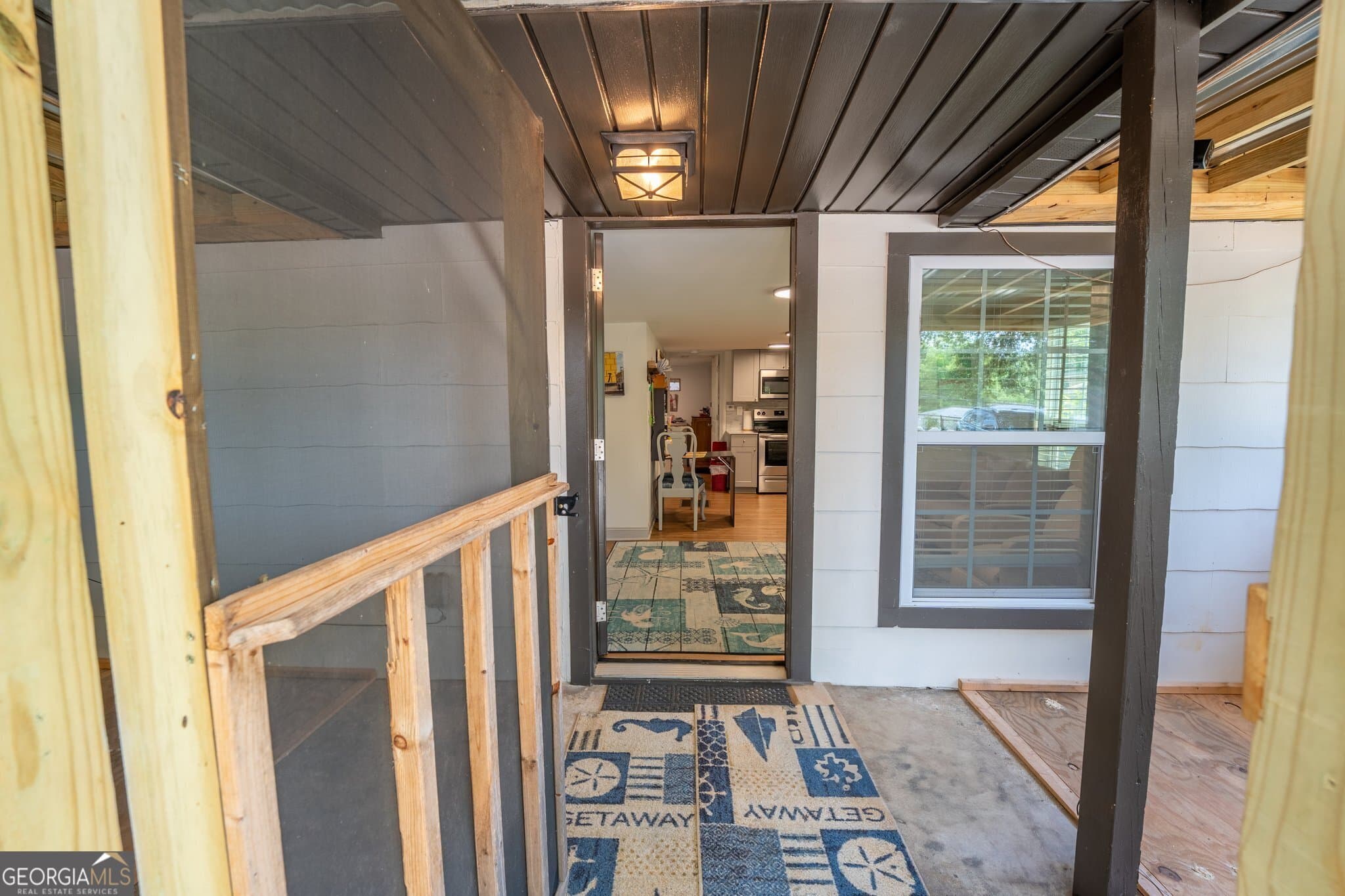 2 bedroom, 2 bathroom, 620 sq ft single family residence for sale at 128 Branch Street, Toccoa, GA 30577 — photo 1 of 38