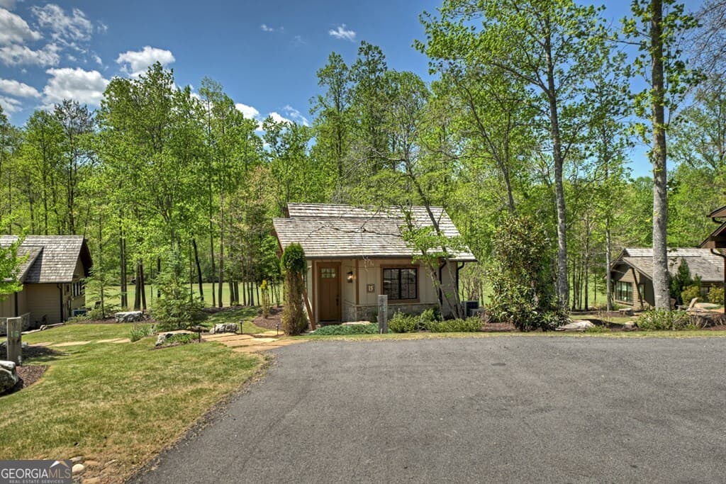 1 bedroom, 1 bathroom cabin,single family residence for sale at HC15 Old Toccoa Loop, Mineral Bluff, GA 30559 — photo 6