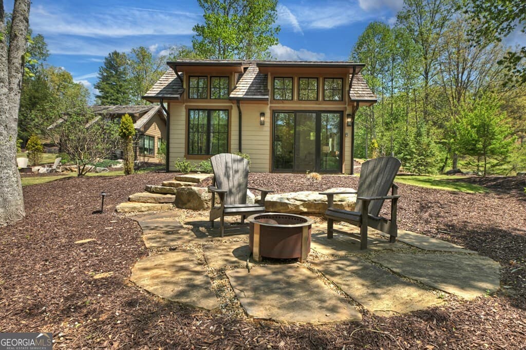 1 bedroom, 1 bathroom cabin,single family residence for sale at HC15 Old Toccoa Loop, Mineral Bluff, GA 30559 — photo 10