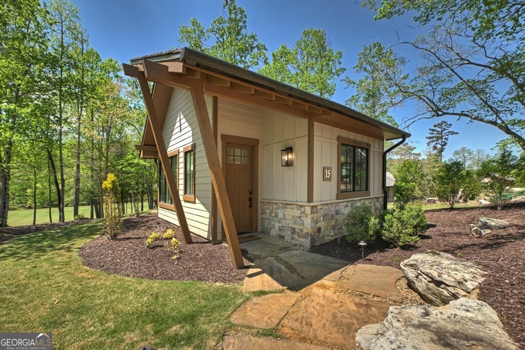 1 bedroom, 1 bathroom cabin,single family residence for sale at HC15 Old Toccoa Loop, Mineral Bluff, GA 30559 — photo 4