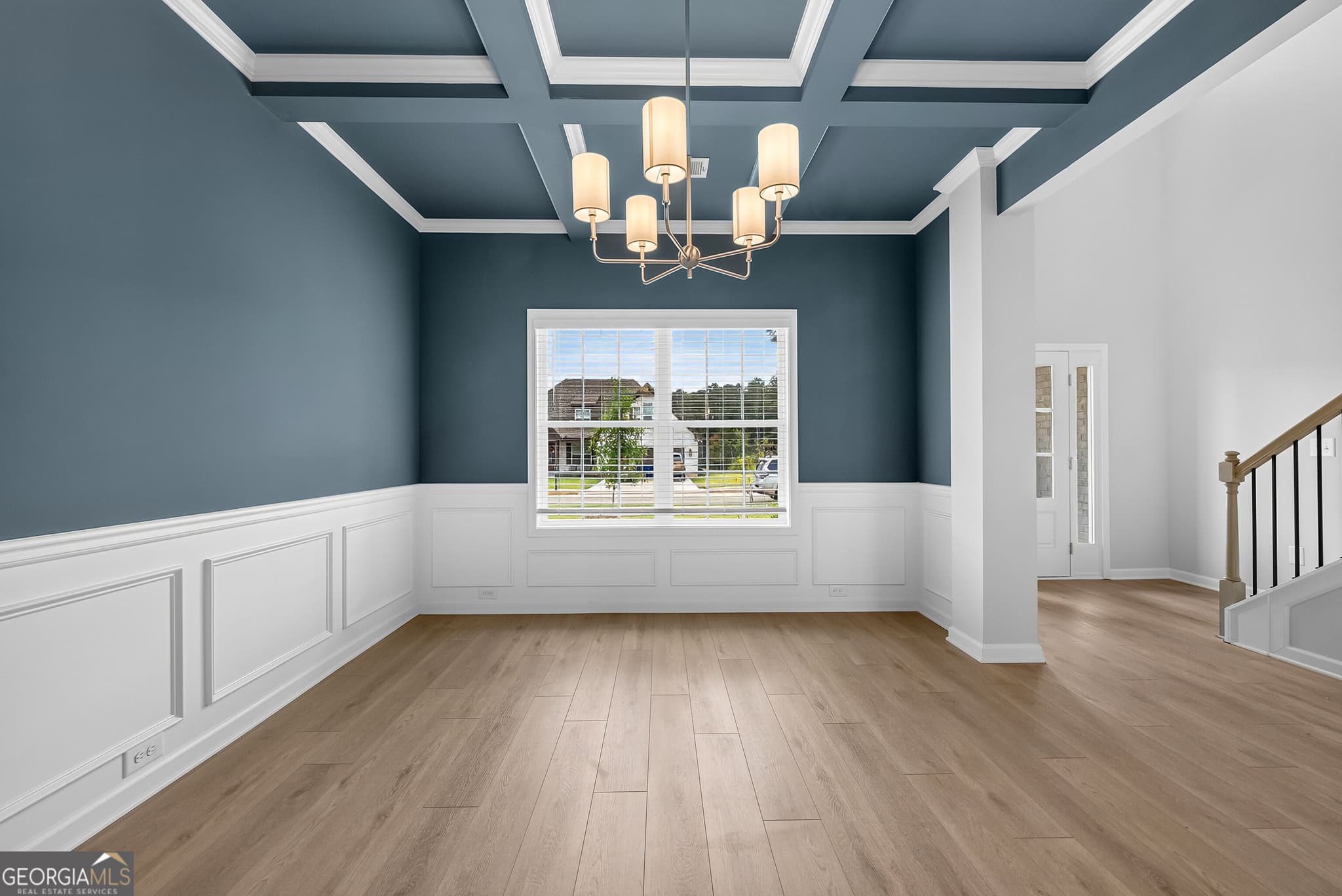 4 bedroom, 2.5 bathroom, 2,599 sq ft single family residence for sale at 428 Lakeview Way 273, Lagrange, GA 30241 — photo 2