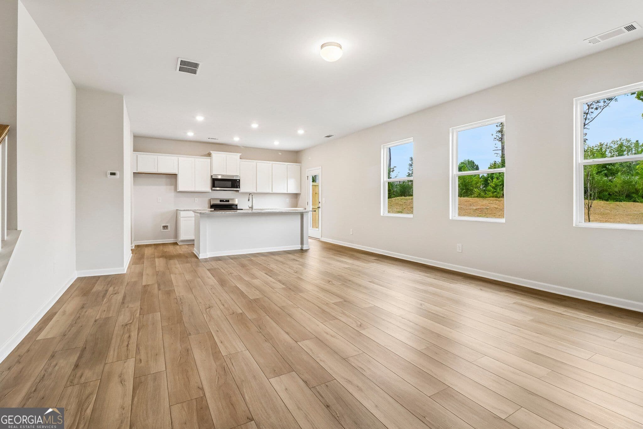 3 bedroom, 2.5 bathroom, 1,848 sq ft townhouse for sale at 50 Umber Lane LOT 19, Newnan, GA 30263 — photo 10