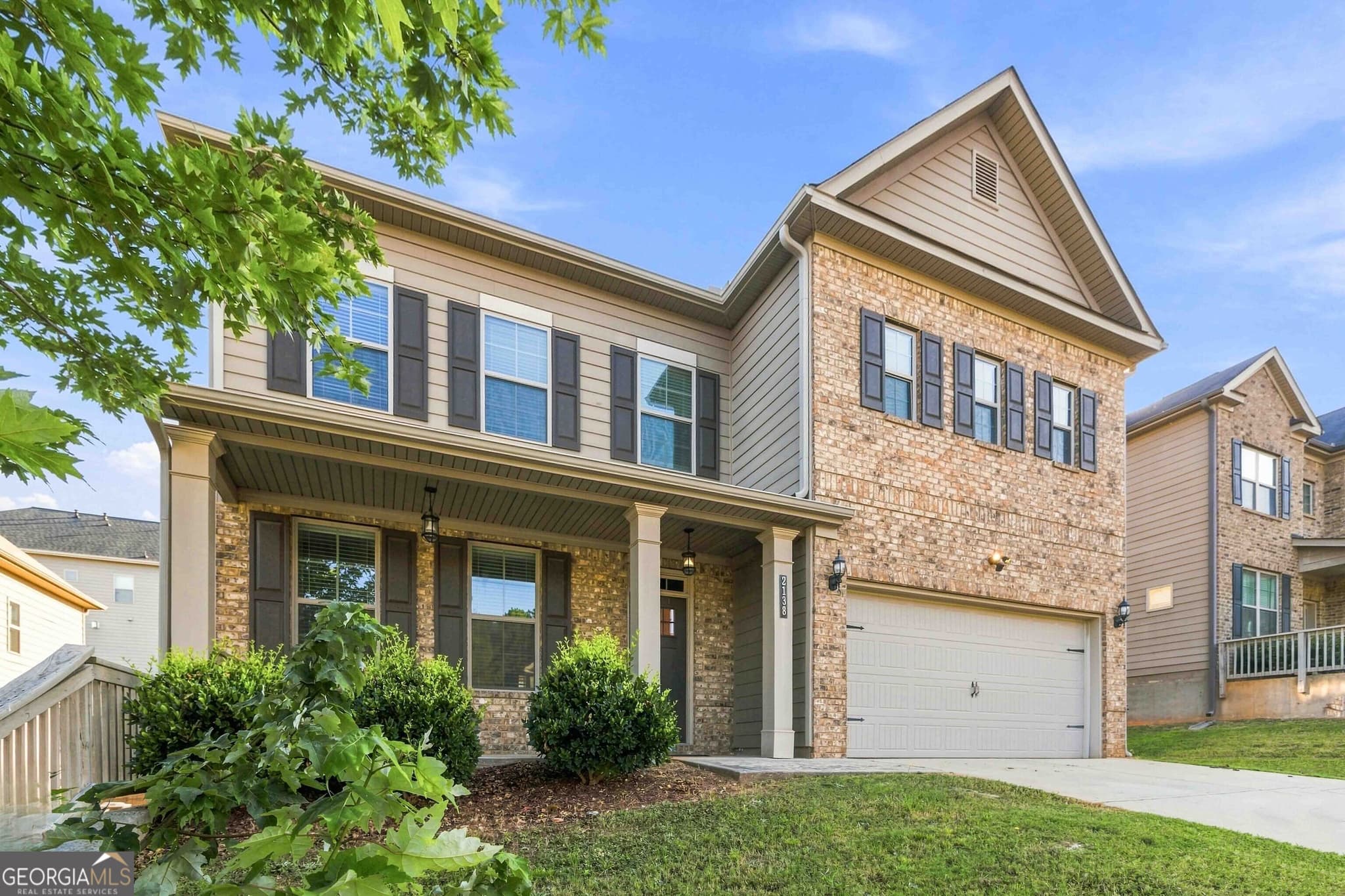 5 bedroom, 3 bathroom, 3,170 sq ft single family residence for rent at 2138 Dodson Woods Drive, Fairburn, GA 30213 for $3,500 a month — photo 2