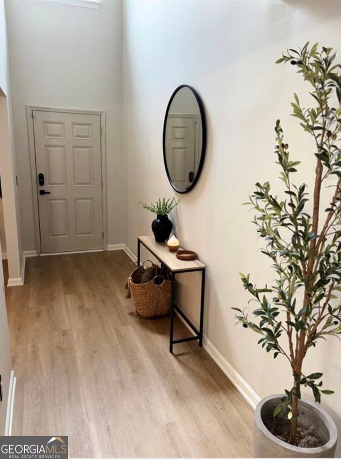 4 bedroom, 2.5 bathroom, 2,279 sq ft single family residence for rent at 3274 Sable Run Road, South Fulton, GA 30349 for $2,590 a month — photo 3