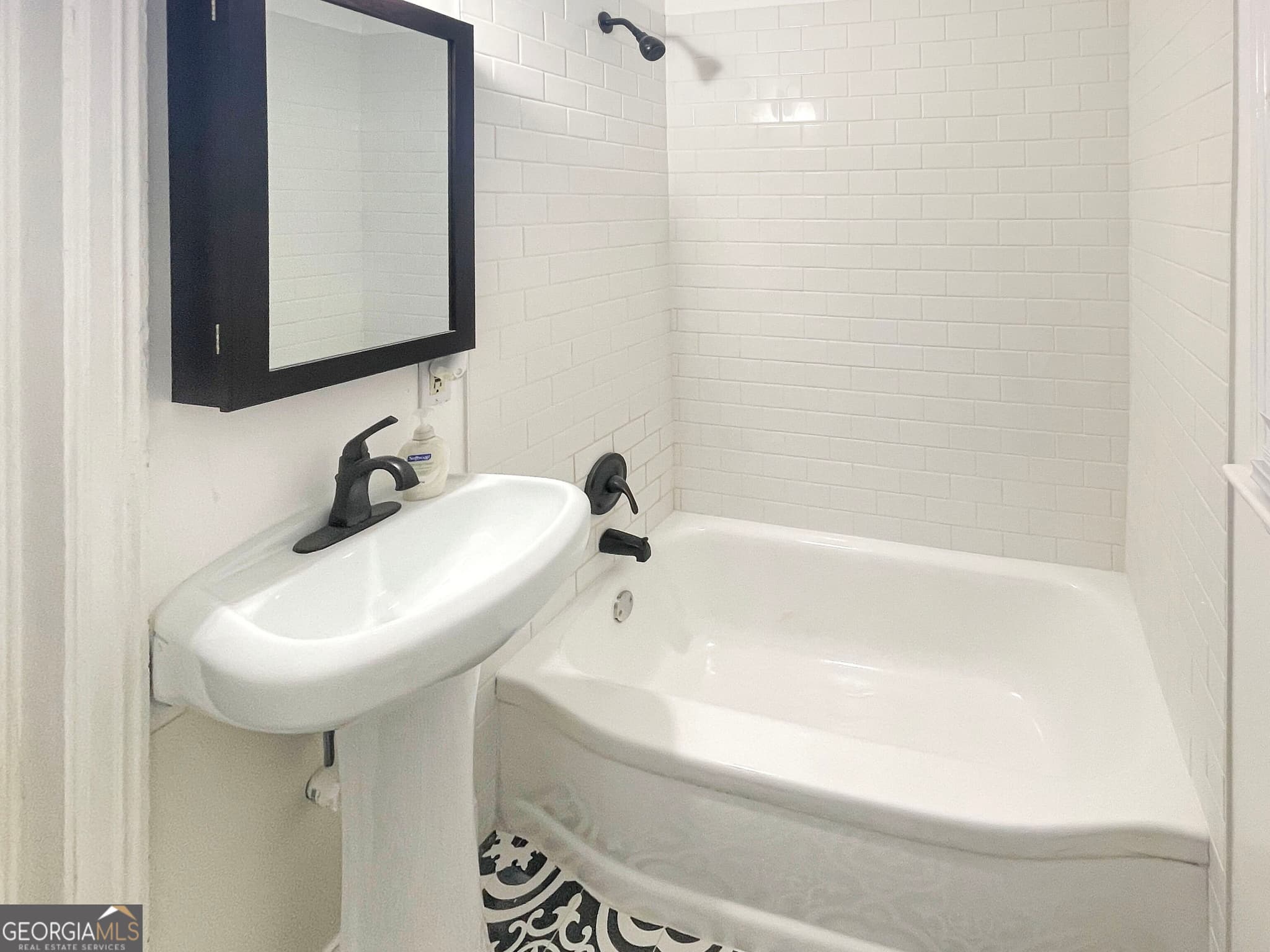 3 bedroom, 2 bathroom, 1,210 sq ft single family residence for rent at 871 Laurelmont Drive, Atlanta, GA 30311 for $1,750 a month — photo 7