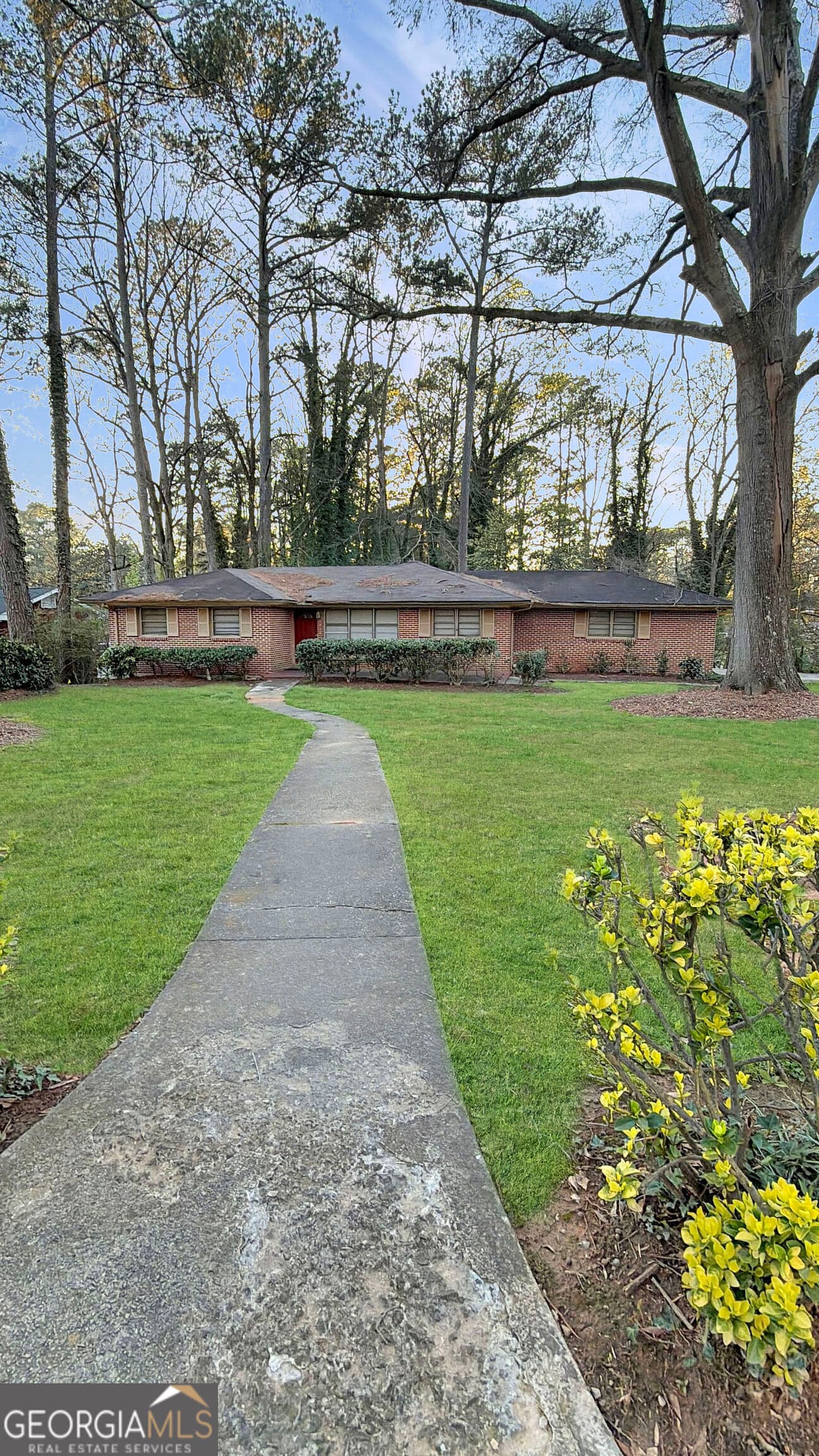 3 bedroom, 2 bathroom, 1,210 sq ft single family residence for rent at 871 Laurelmont Drive, Atlanta, GA 30311 for $1,750 a month — photo 10