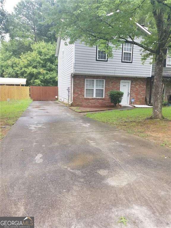 3 bedroom, 2.5 bathroom, 1,364 sq ft townhouse for sale at 3530 Hopkins Court, Powder Springs, GA 30127 — photo 2